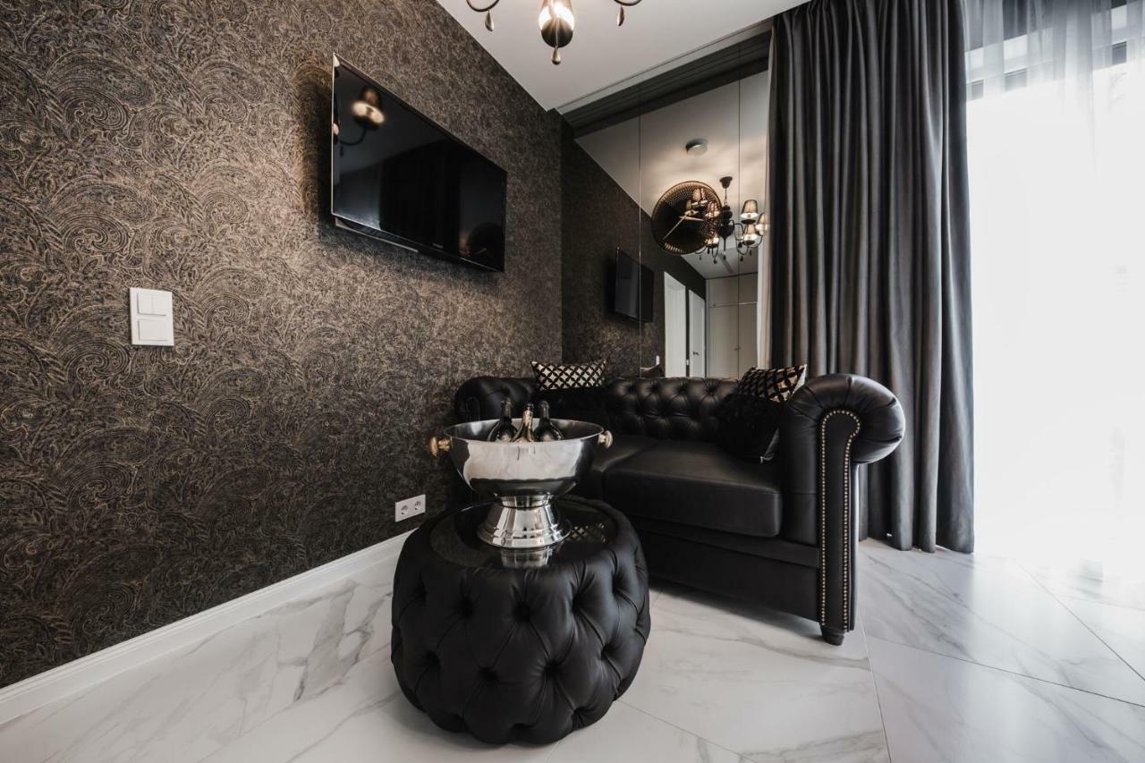 Luxury Suites Kaunas, Self-Check In 外观 照片